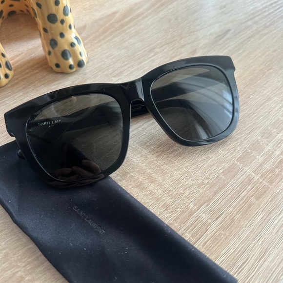 Saint Laurent Square Sunglasses - Picture 4 of 7
